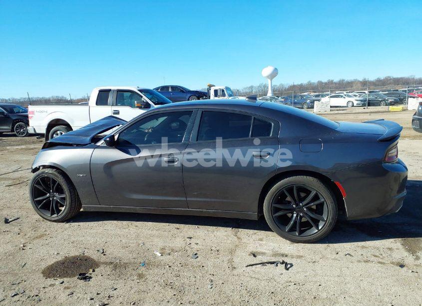 Photo 15 of 2016 Dodge Charger R/T (VIN 2C3CDXCTXGH347331)