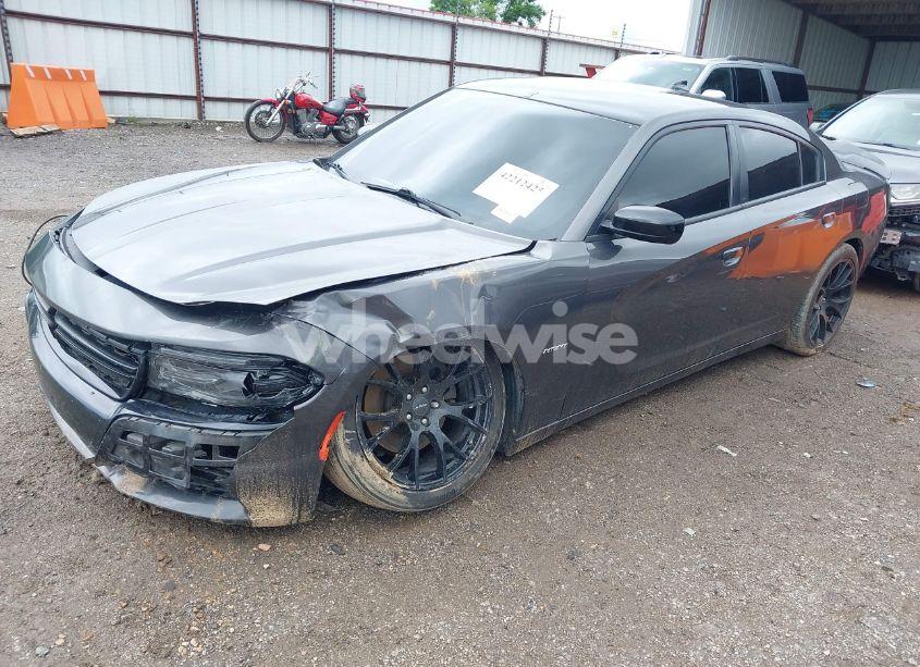 Photo 2 of 2017 Dodge Charger R/T RWD (VIN 2C3CDXCTXHH667525)