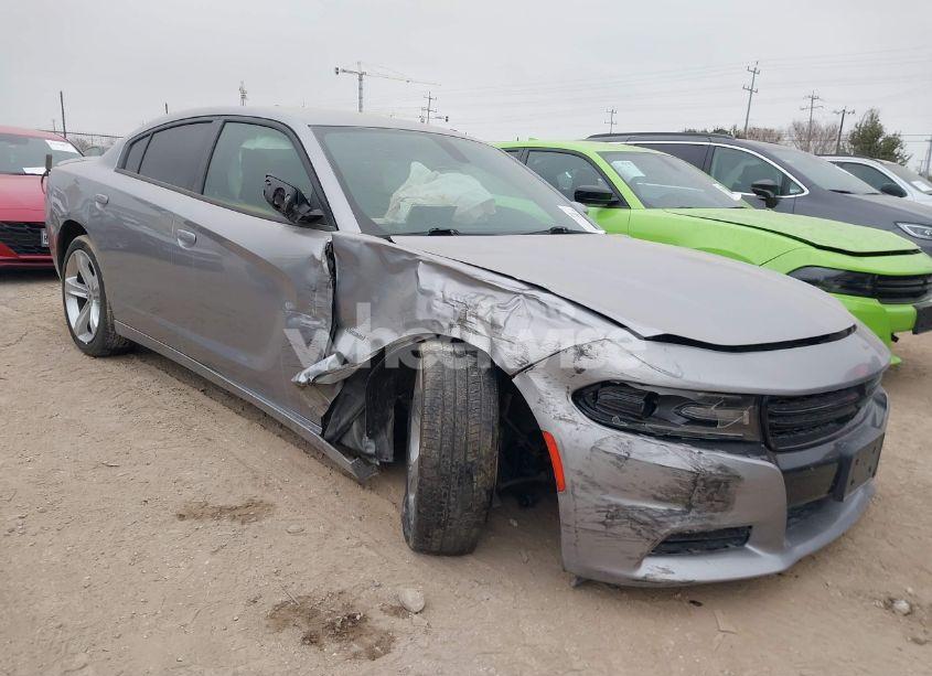 2018 Dodge Charger R/T RWD (VIN 2C3CDXCTXJH148030) main photo