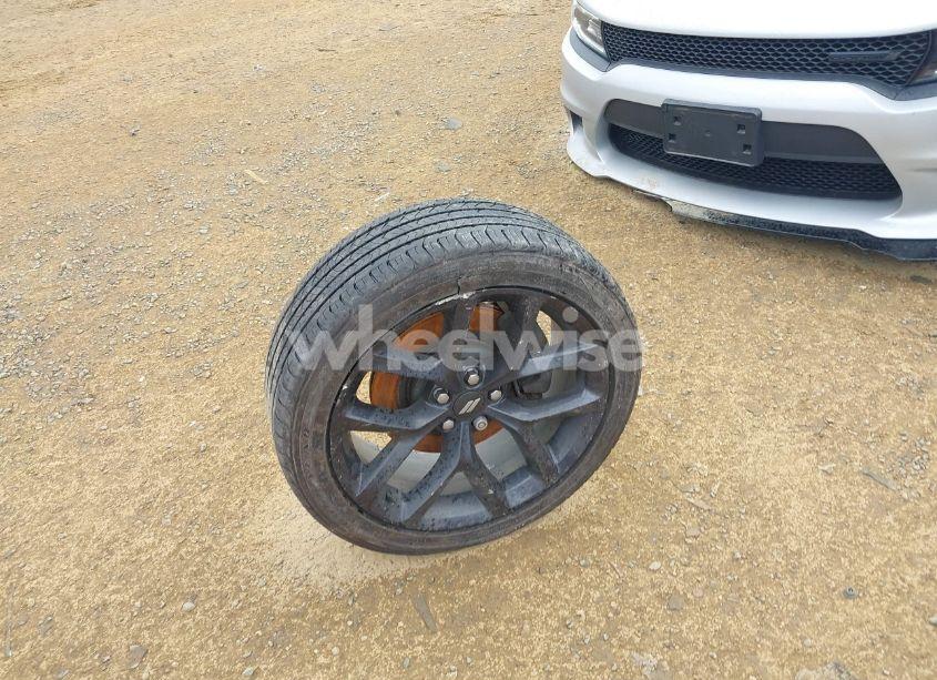 Photo 12 of 2020 Dodge Charger R/T RWD (VIN 2C3CDXCTXLH107853)