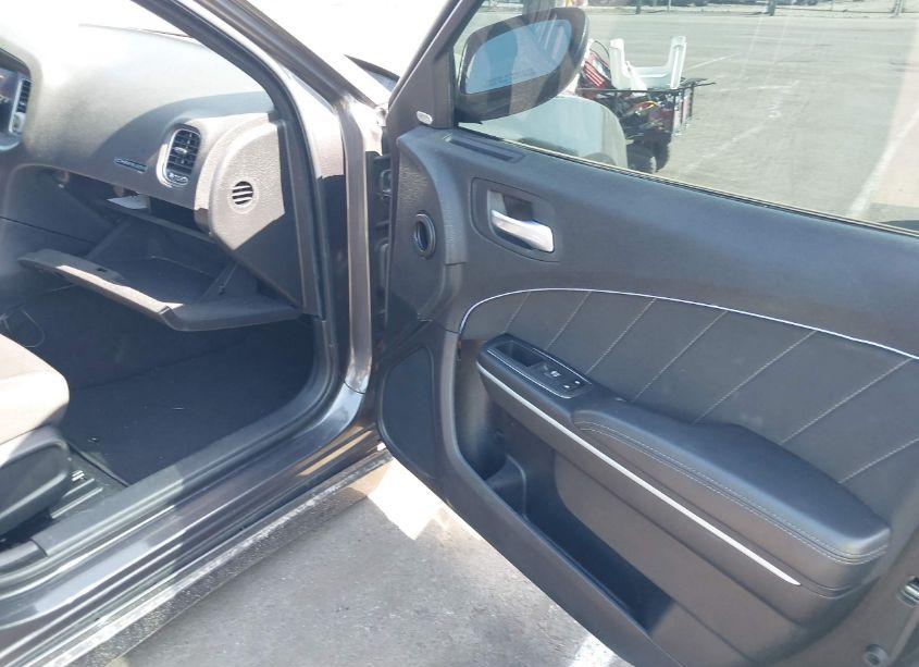 Photo 5 of 2022 Dodge Charger R/T (VIN 2C3CDXCTXNH264169)