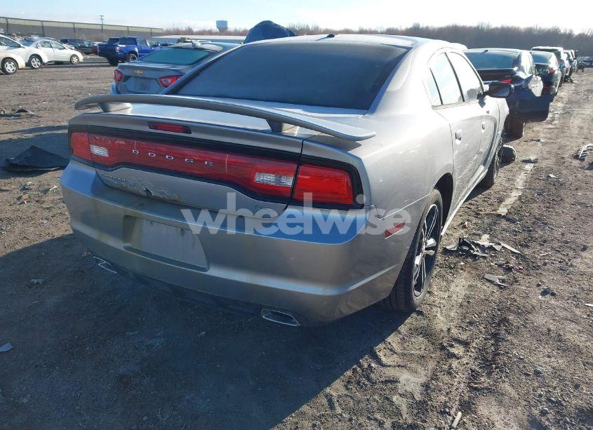 Photo 4 of 2014 Dodge Charger R/T PLUS (VIN 2C3CDXDT1EH124140)