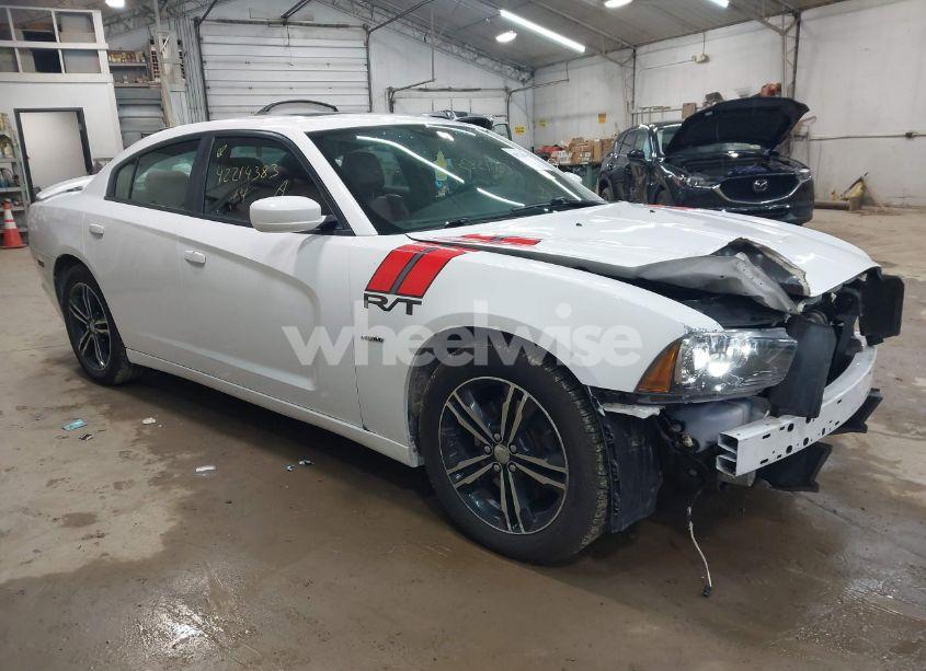 2014 Dodge Charger R/T PLUS (VIN 2C3CDXDT4EH341181) main photo