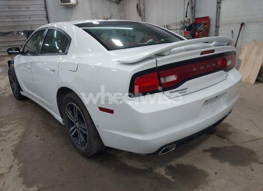 Photo 3 of 2014 Dodge Charger R/T PLUS (VIN 2C3CDXDT4EH341181)