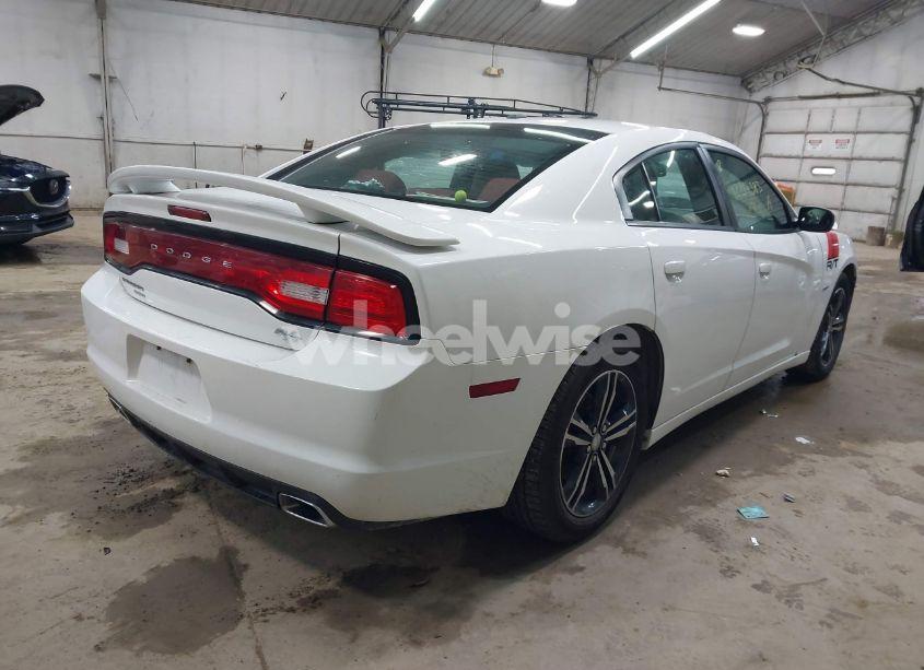 Photo 4 of 2014 Dodge Charger R/T PLUS (VIN 2C3CDXDT4EH341181)