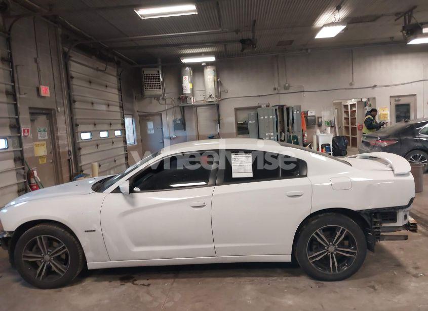 Photo 14 of 2014 Dodge Charger R/T (VIN 2C3CDXDT9EH248625)