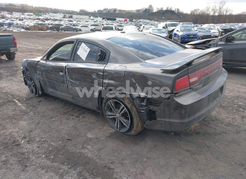 Photo 3 of 2014 Dodge Charger R/T (VIN 2C3CDXDTXEH244650)