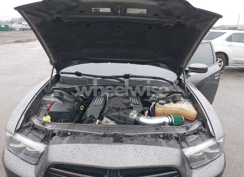 Photo 10 of 2014 Dodge Charger SRT8 (VIN 2C3CDXEJ0EH250650)