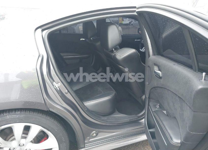 Photo 8 of 2014 Dodge Charger SRT8 (VIN 2C3CDXEJ0EH250650)