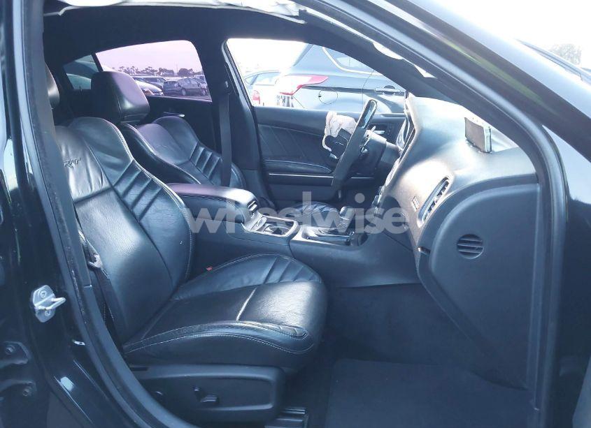 Photo 5 of 2015 Dodge Charger SRT 392 (VIN 2C3CDXEJ0FH895901)