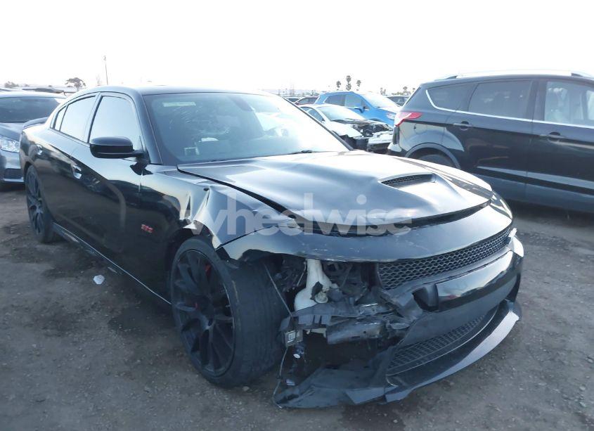 Photo 6 of 2015 Dodge Charger SRT 392 (VIN 2C3CDXEJ0FH895901)