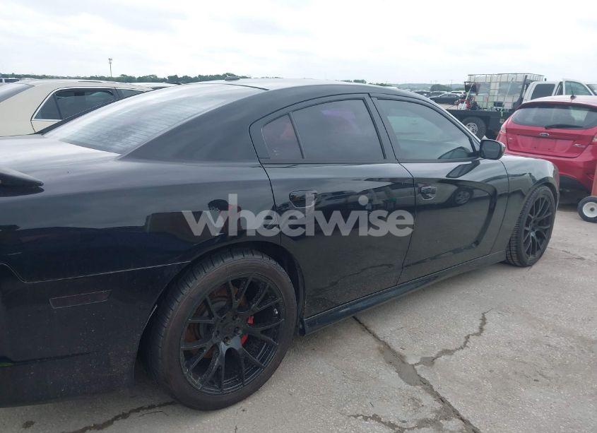 Photo 13 of 2012 Dodge Charger SRT8 (VIN 2C3CDXEJ2CH102240)