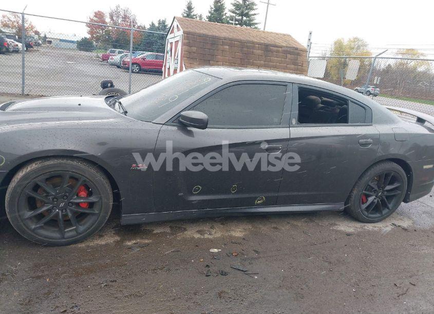 Photo 14 of 2014 Dodge Charger SRT8 (VIN 2C3CDXEJ2EH159119)