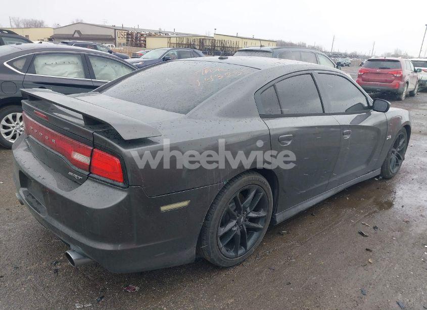 Photo 4 of 2014 Dodge Charger SRT8 (VIN 2C3CDXEJ2EH159119)