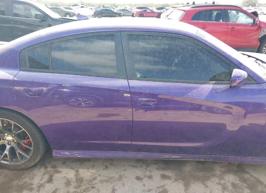 Photo 12 of 2016 Dodge Charger SRT 392 (VIN 2C3CDXEJ4GH205620)