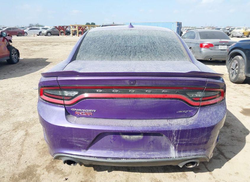 Photo 15 of 2016 Dodge Charger SRT 392 (VIN 2C3CDXEJ4GH205620)