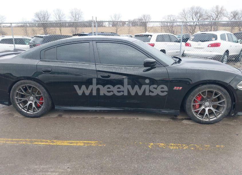 Photo 13 of 2016 Dodge Charger SRT 392 (VIN 2C3CDXEJ5GH165273)