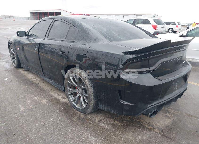 Photo 3 of 2016 Dodge Charger SRT 392 (VIN 2C3CDXEJ5GH165273)