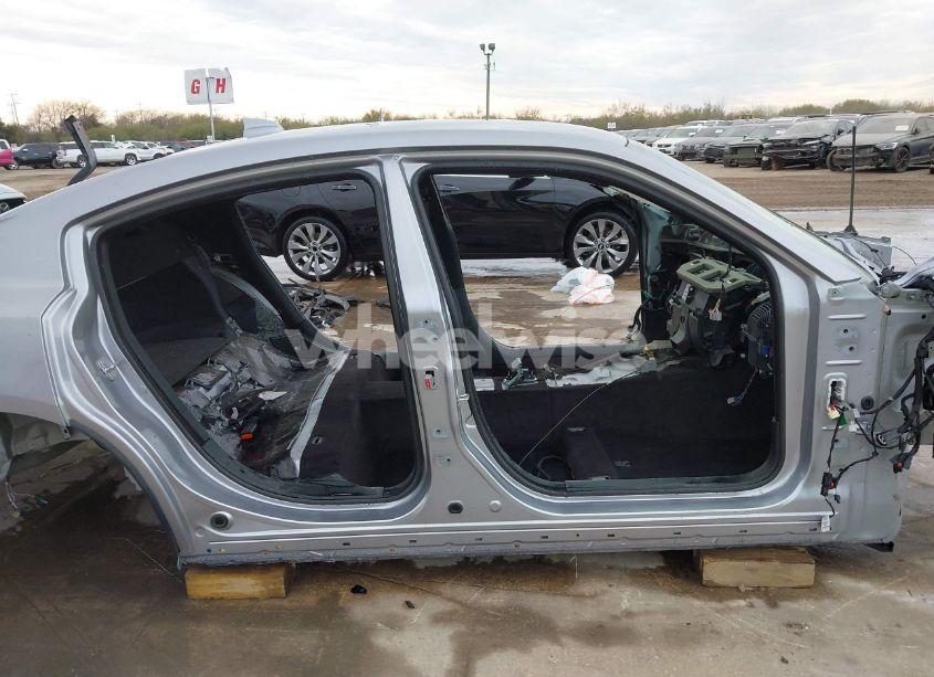 Photo 13 of 2017 Dodge Charger SRT 392 RWD (VIN 2C3CDXEJ6HH660776)