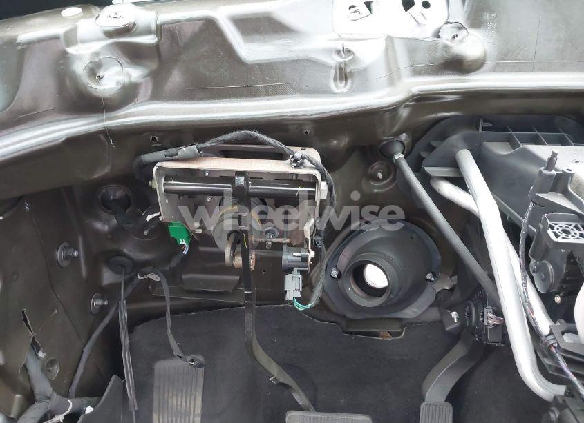 Photo 7 of 2017 Dodge Charger SRT 392 RWD (VIN 2C3CDXEJ6HH660776)