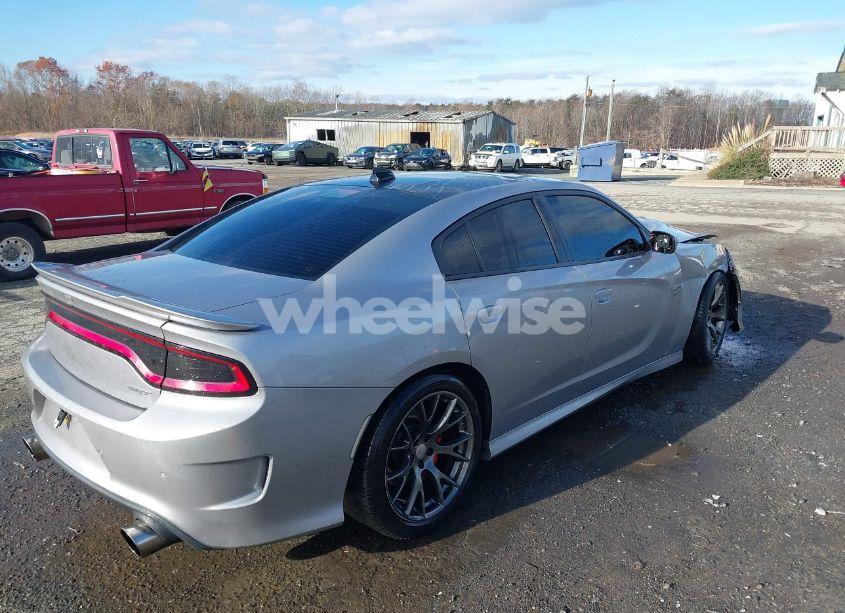 Photo 4 of 2017 Dodge Charger SRT 392 RWD (VIN 2C3CDXEJ7HH615474)