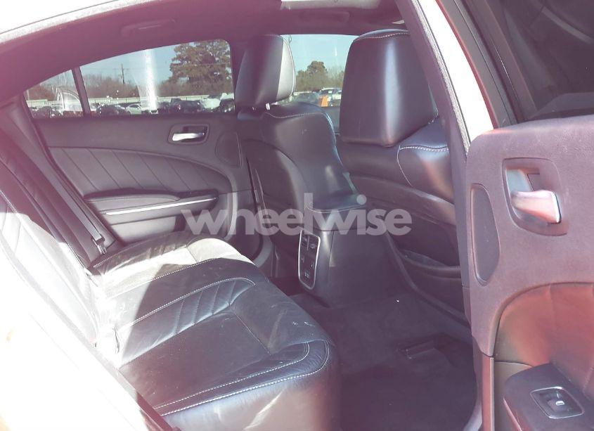 Photo 8 of 2018 Dodge Charger SRT 392 RWD (VIN 2C3CDXEJXJH164059)