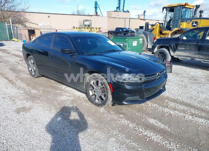 2015 Dodge Charger SE (VIN 2C3CDXFG1FH884229) main photo