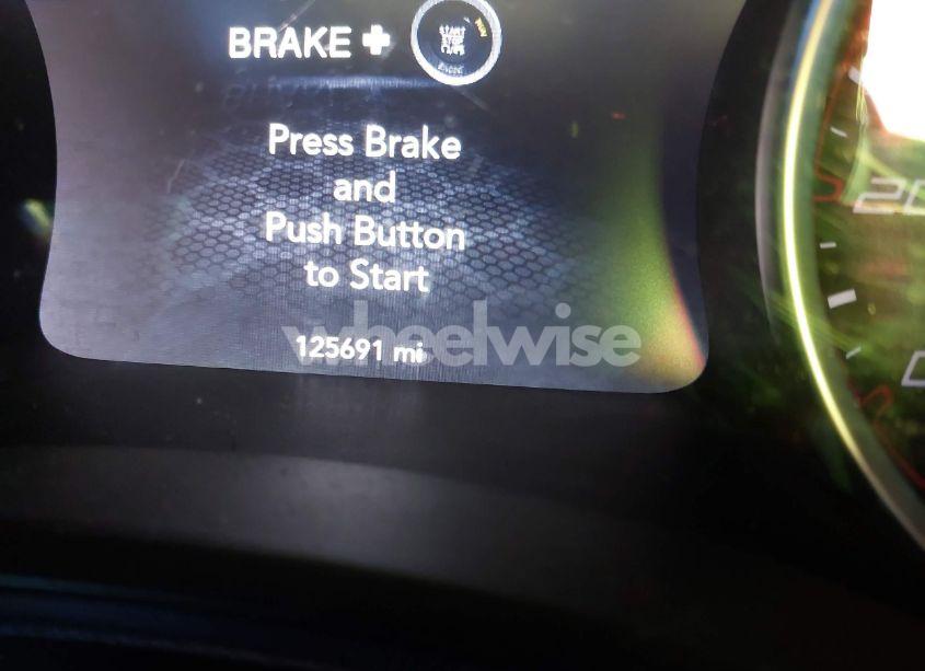 Photo 15 of 2015 Dodge Charger SE (VIN 2C3CDXFG1FH884229)