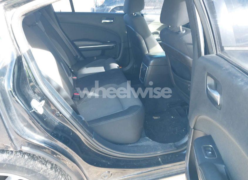 Photo 8 of 2015 Dodge Charger SE (VIN 2C3CDXFG1FH884229)