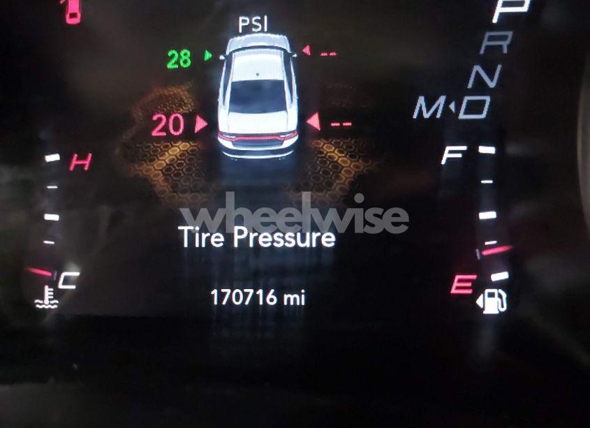 Photo 15 of 2015 Dodge Charger SE (VIN 2C3CDXFG4FH738956)