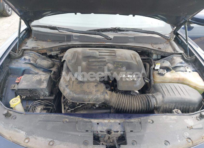 Photo 10 of 2016 Dodge Charger SE (VIN 2C3CDXFG5GH341516)