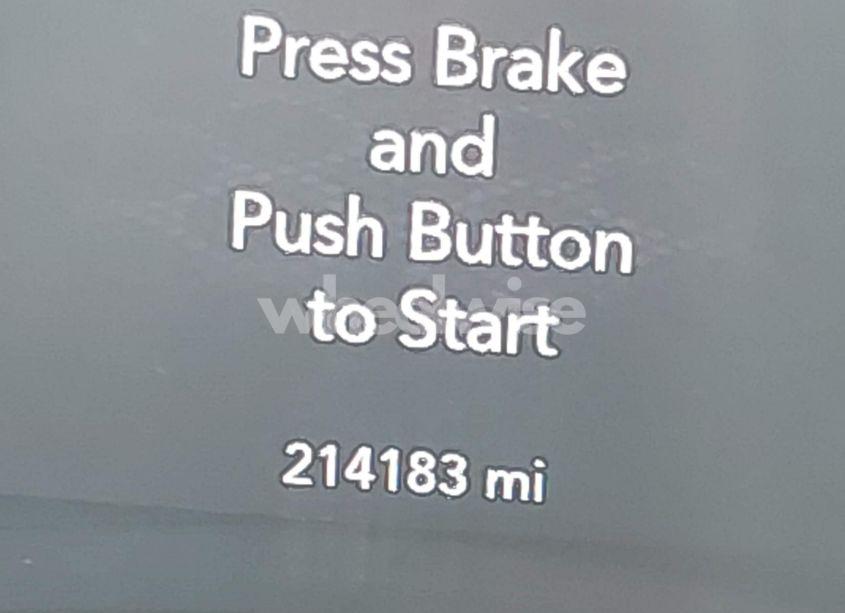 Photo 15 of 2015 Dodge Charger SE (VIN 2C3CDXFG9FH848529)