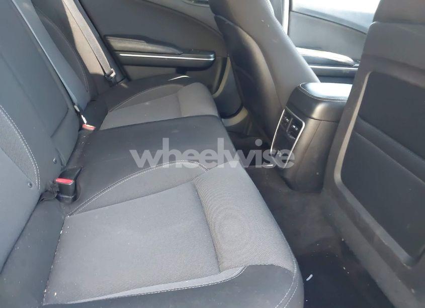 Photo 8 of 2015 Dodge Charger SE (VIN 2C3CDXFG9FH848529)