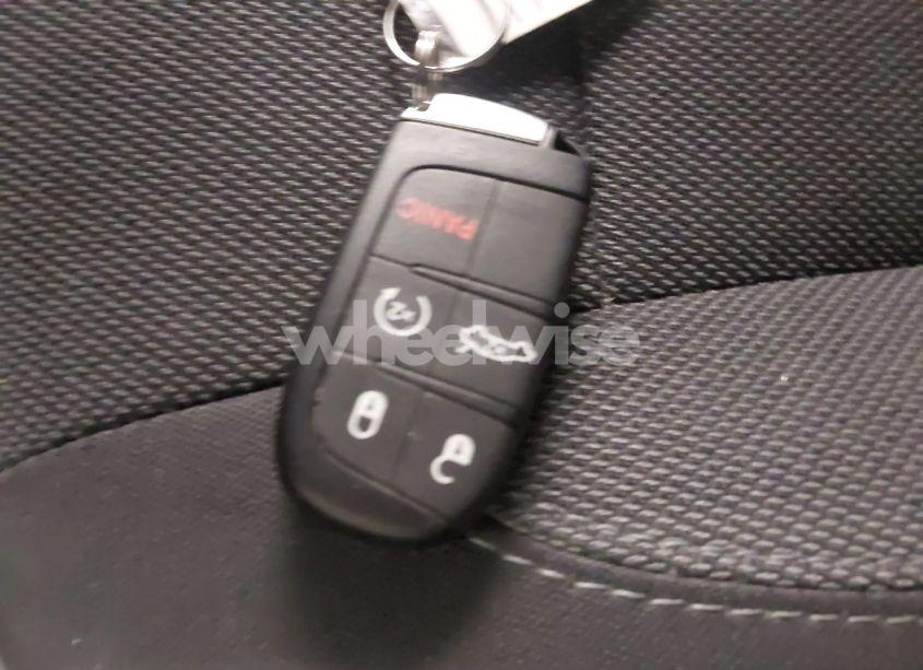 Photo 11 of 2015 Dodge Charger SE (VIN 2C3CDXFGXFH785537)