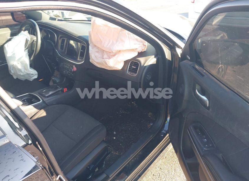 Photo 5 of 2018 Dodge Charger R/T SCAT PACK RWD (VIN 2C3CDXGJ0JH157182)