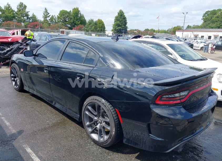 Photo 3 of 2021 Dodge Charger SCAT PACK RWD (VIN 2C3CDXGJ0MH653247)