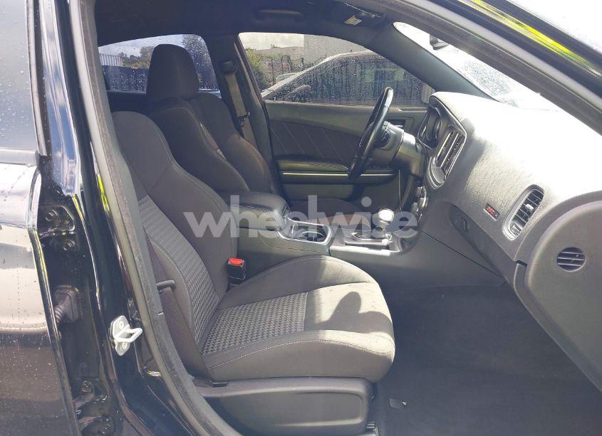 Photo 5 of 2021 Dodge Charger SCAT PACK RWD (VIN 2C3CDXGJ0MH653247)