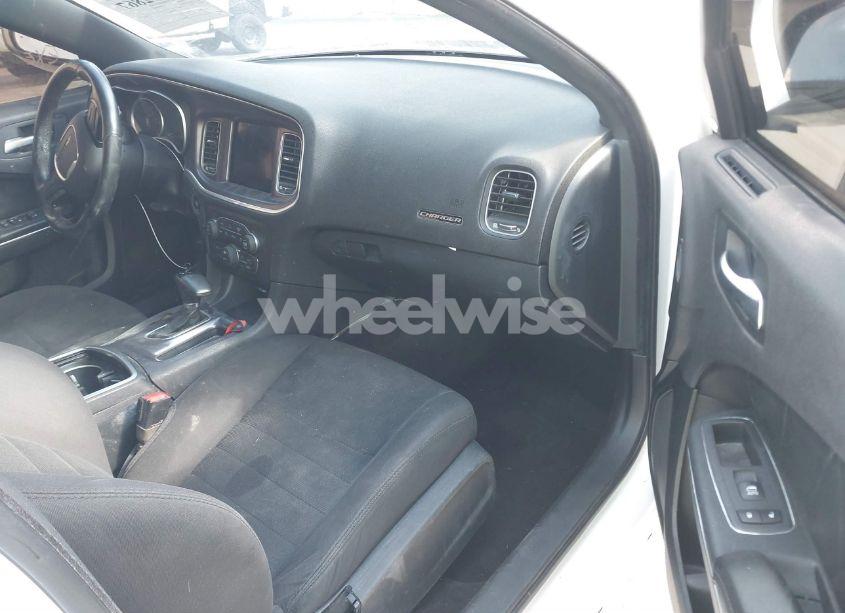 Photo 5 of 2018 Dodge Charger R/T SCAT PACK RWD (VIN 2C3CDXGJ1JH134963)