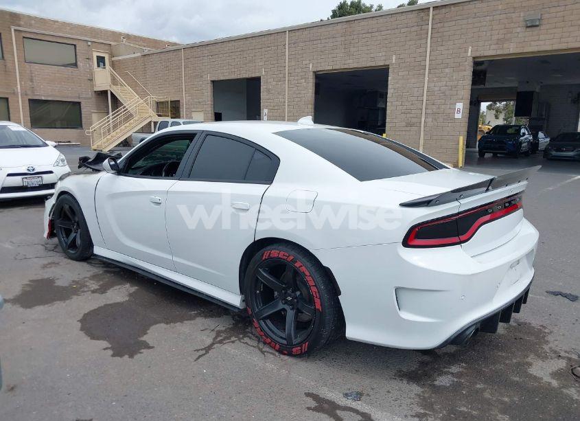 Photo 3 of 2019 Dodge Charger SCAT PACK RWD (VIN 2C3CDXGJ1KH668014)