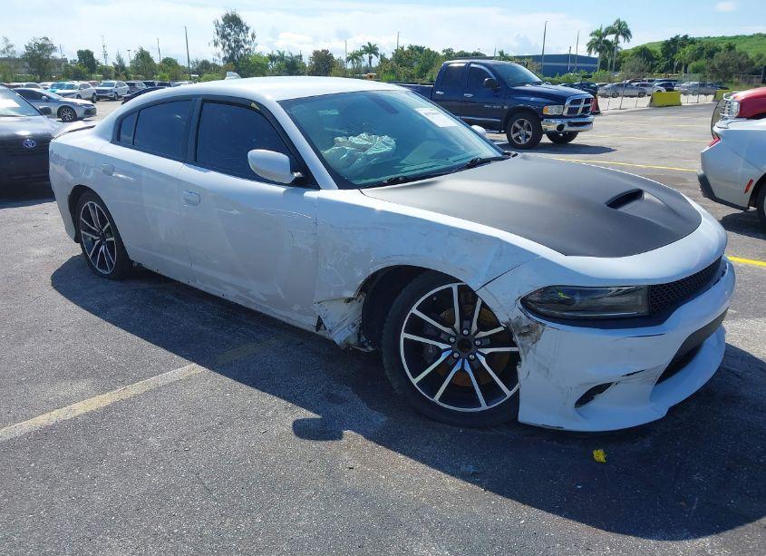 2018 Dodge Charger R/T SCAT PACK RWD (VIN 2C3CDXGJ2JH329082) main photo