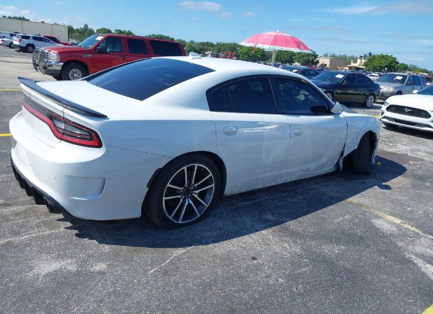 Photo 4 of 2018 Dodge Charger R/T SCAT PACK RWD (VIN 2C3CDXGJ2JH329082)