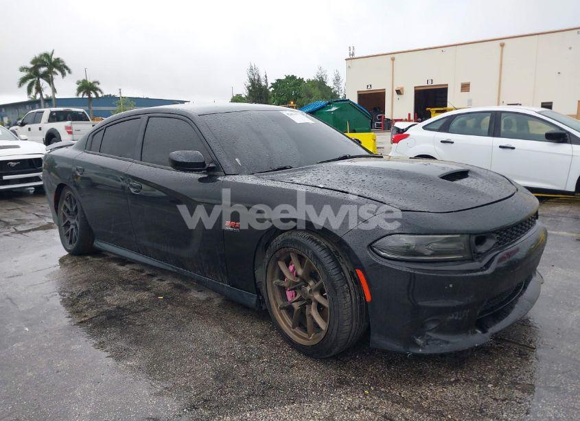 2019 Dodge Charger SCAT PACK RWD (VIN 2C3CDXGJ2KH530692) main photo