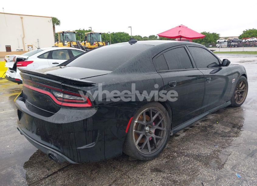 Photo 4 of 2019 Dodge Charger SCAT PACK RWD (VIN 2C3CDXGJ2KH530692)