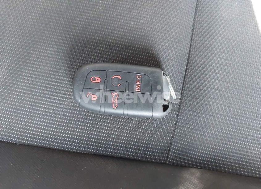 Photo 11 of 2018 Dodge Charger R/T SCAT PACK RWD (VIN 2C3CDXGJ3JH335411)