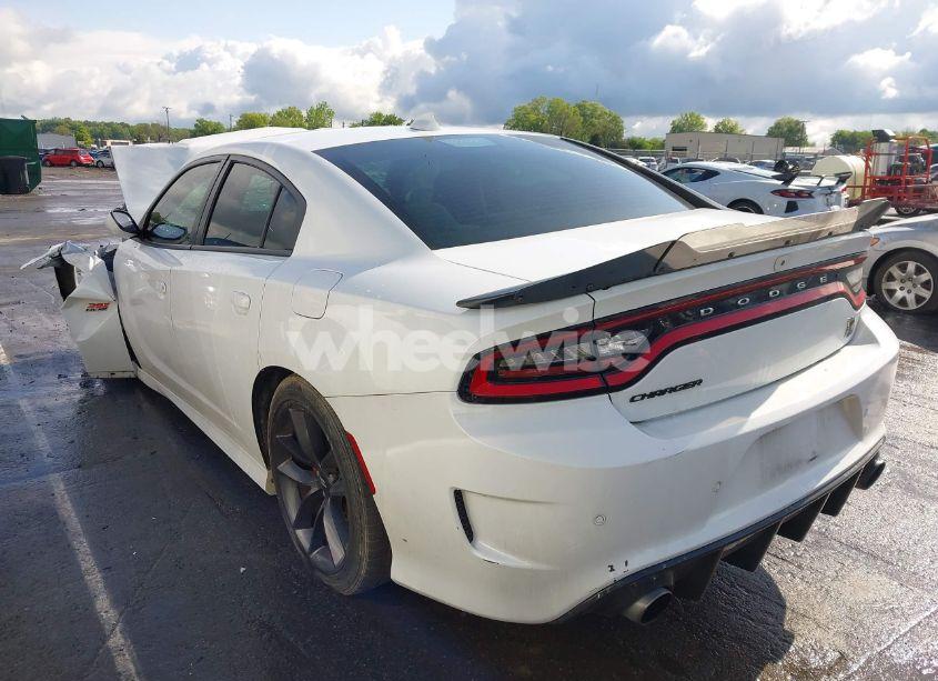 Photo 3 of 2019 Dodge Charger SCAT PACK RWD (VIN 2C3CDXGJ3KH558856)