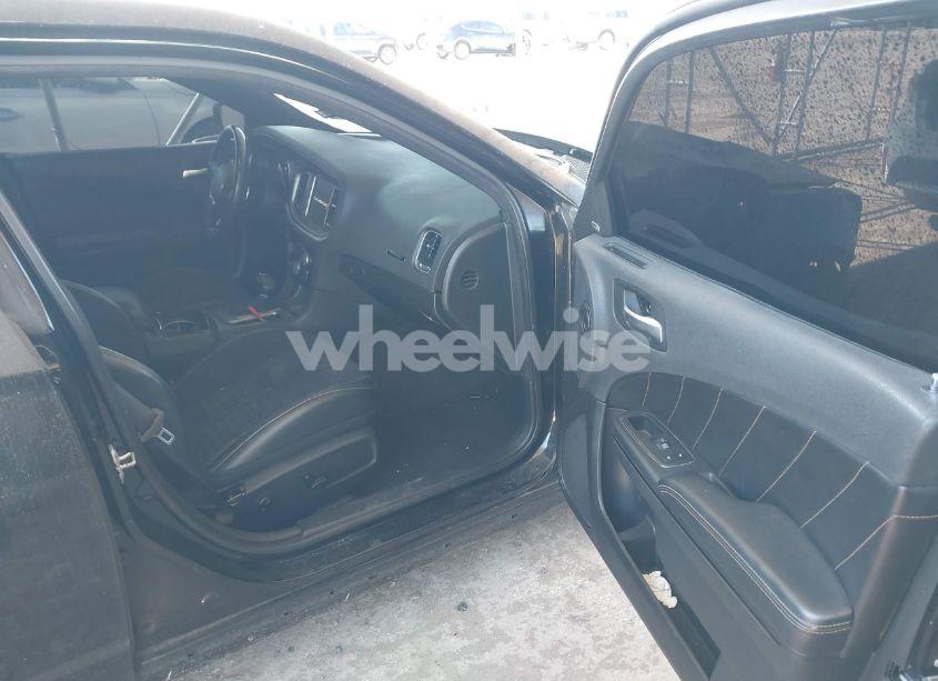 Photo 5 of 2018 Dodge Charger DAYTONA 392 RWD (VIN 2C3CDXGJ4JH312316)