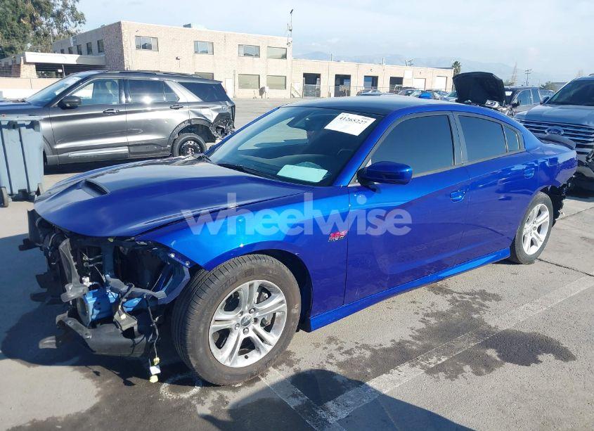 Photo 2 of 2019 Dodge Charger SCAT PACK RWD (VIN 2C3CDXGJ4KH599996)