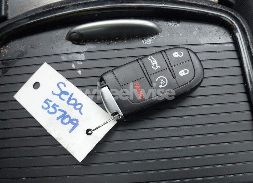 Photo 11 of 2019 Dodge Charger SCAT PACK RWD (VIN 2C3CDXGJ4KH661753)