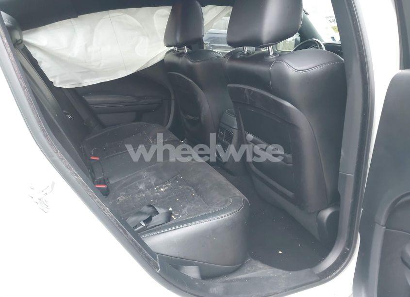 Photo 8 of 2019 Dodge Charger SCAT PACK RWD (VIN 2C3CDXGJ4KH661753)