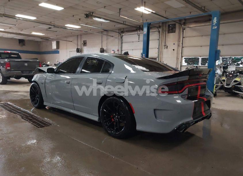 Photo 3 of 2021 Dodge Charger SCAT PACK RWD (VIN 2C3CDXGJ4MH540627)